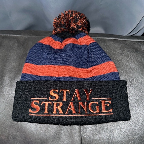 Stranger Things Beanie Netflix Show Hat winter warm Pom OSFA - Picture 1 of 2